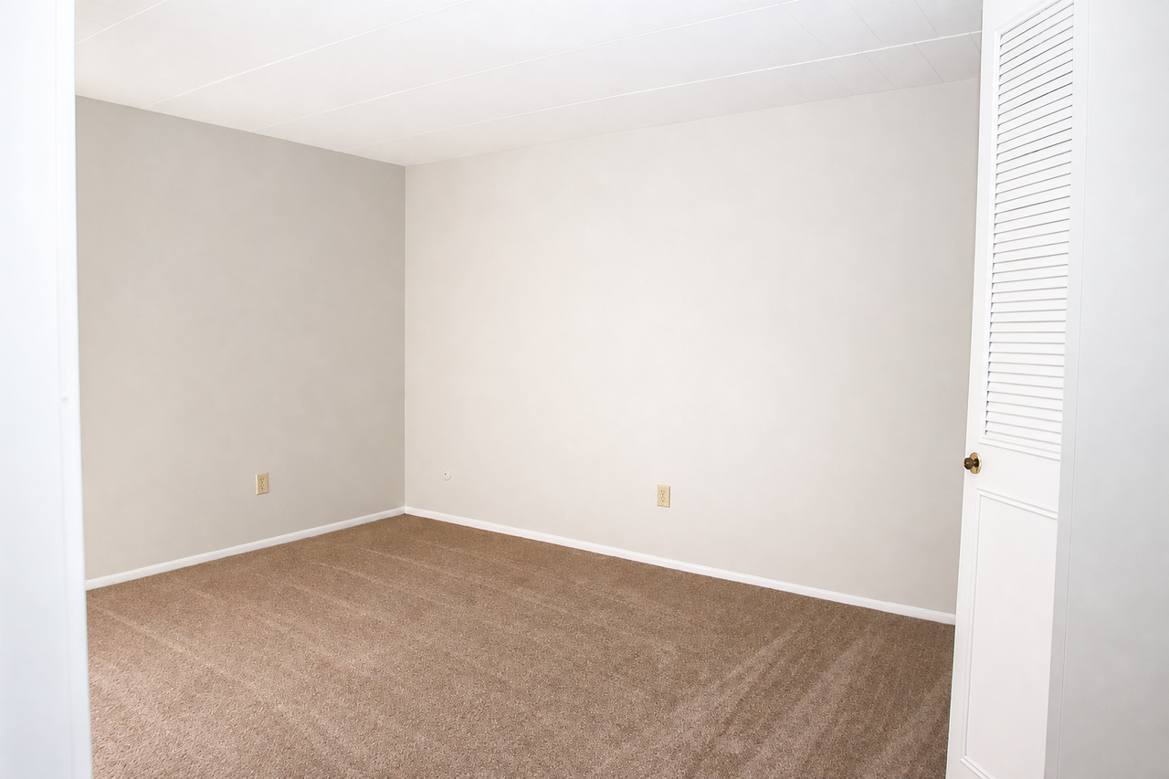 295 MOON CLINTON ROADAPT 5 #5 - Photo 4 of 9
