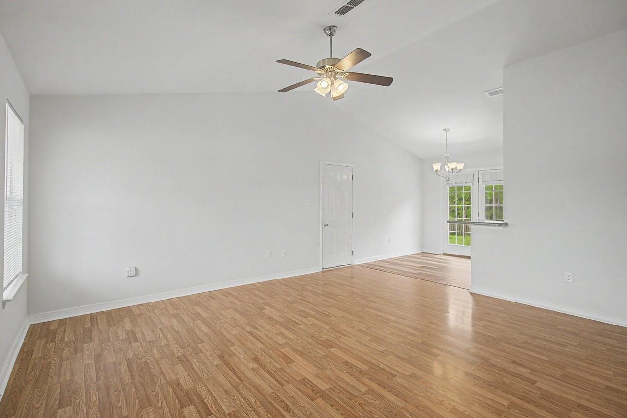 11312 Jessica Dr #1 - Photo 2 of 13