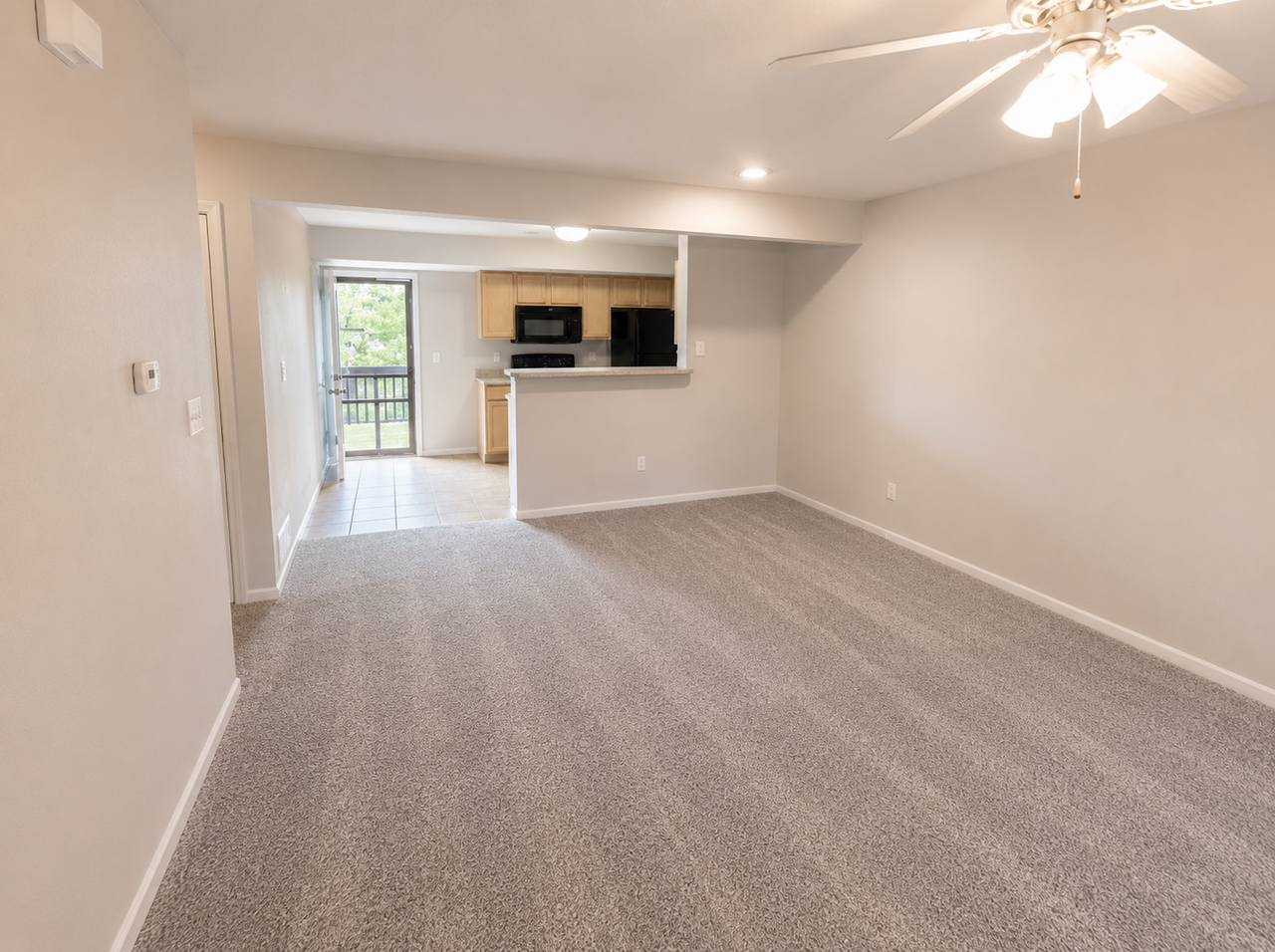 4005 Snowy Owl Dr - Photo 4 of 35