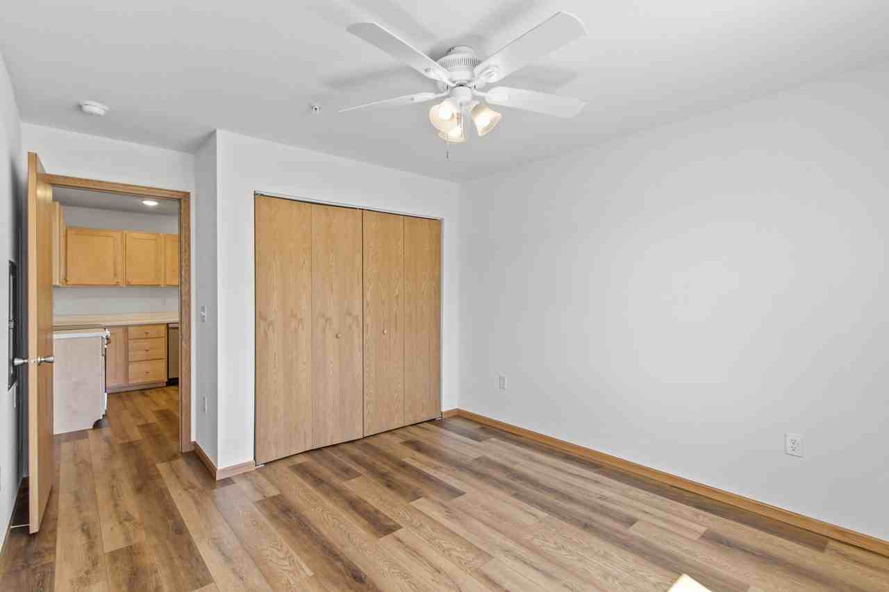 1522 Greenfield St #1010 - Photo 7 of 17