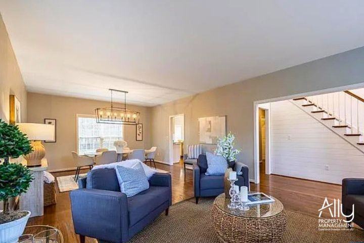 170 W Rosewood Dr #1 - Photo 4 of 50