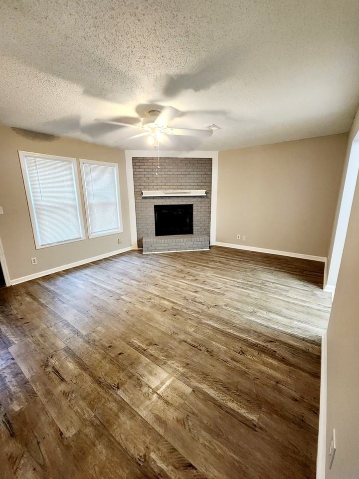 14012 Hurstland Dr Sw #1 - Photo 2 of 9