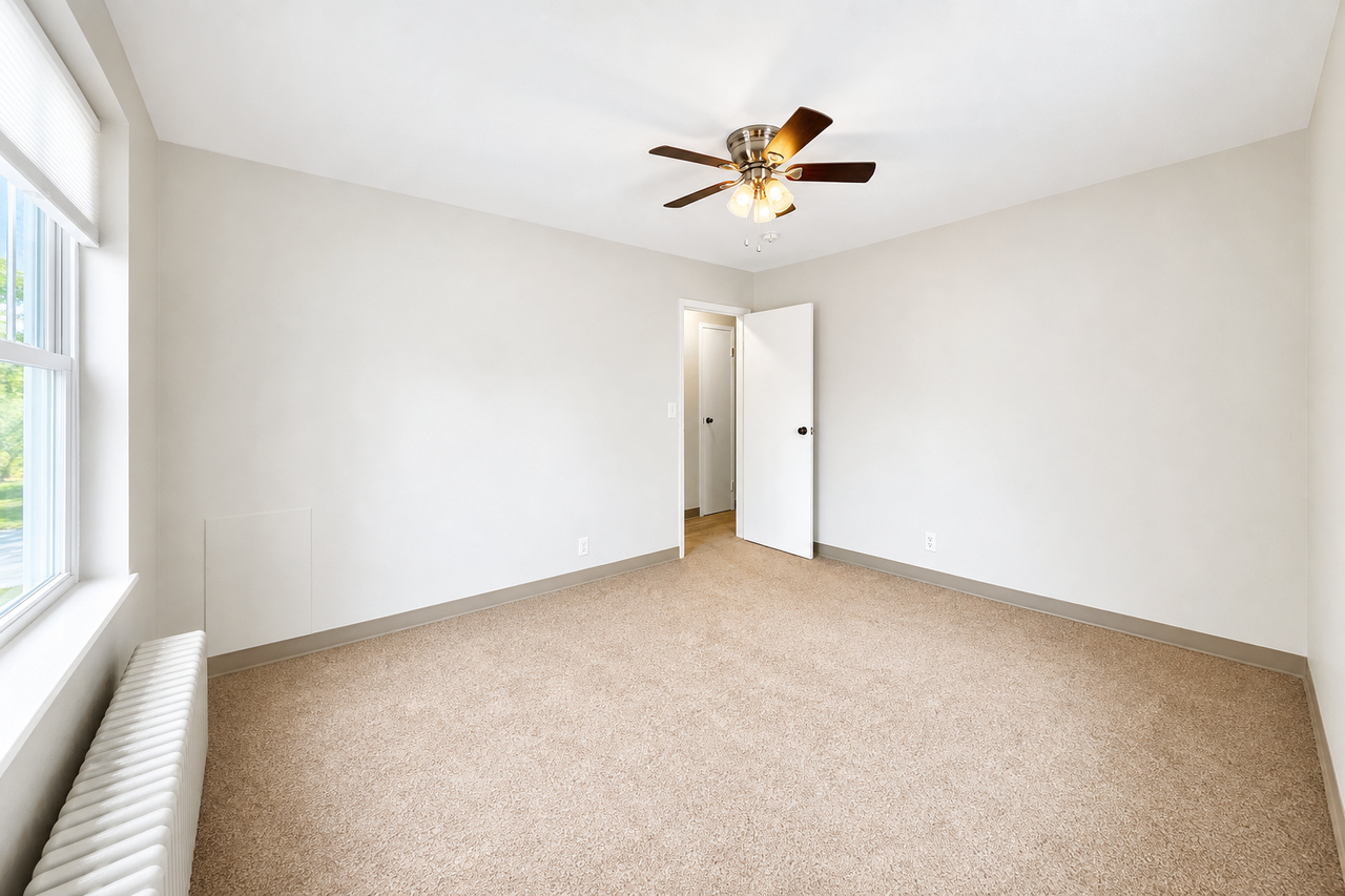10 PURCHASE PLACEAPT 1B #1B - Photo 4 of 7