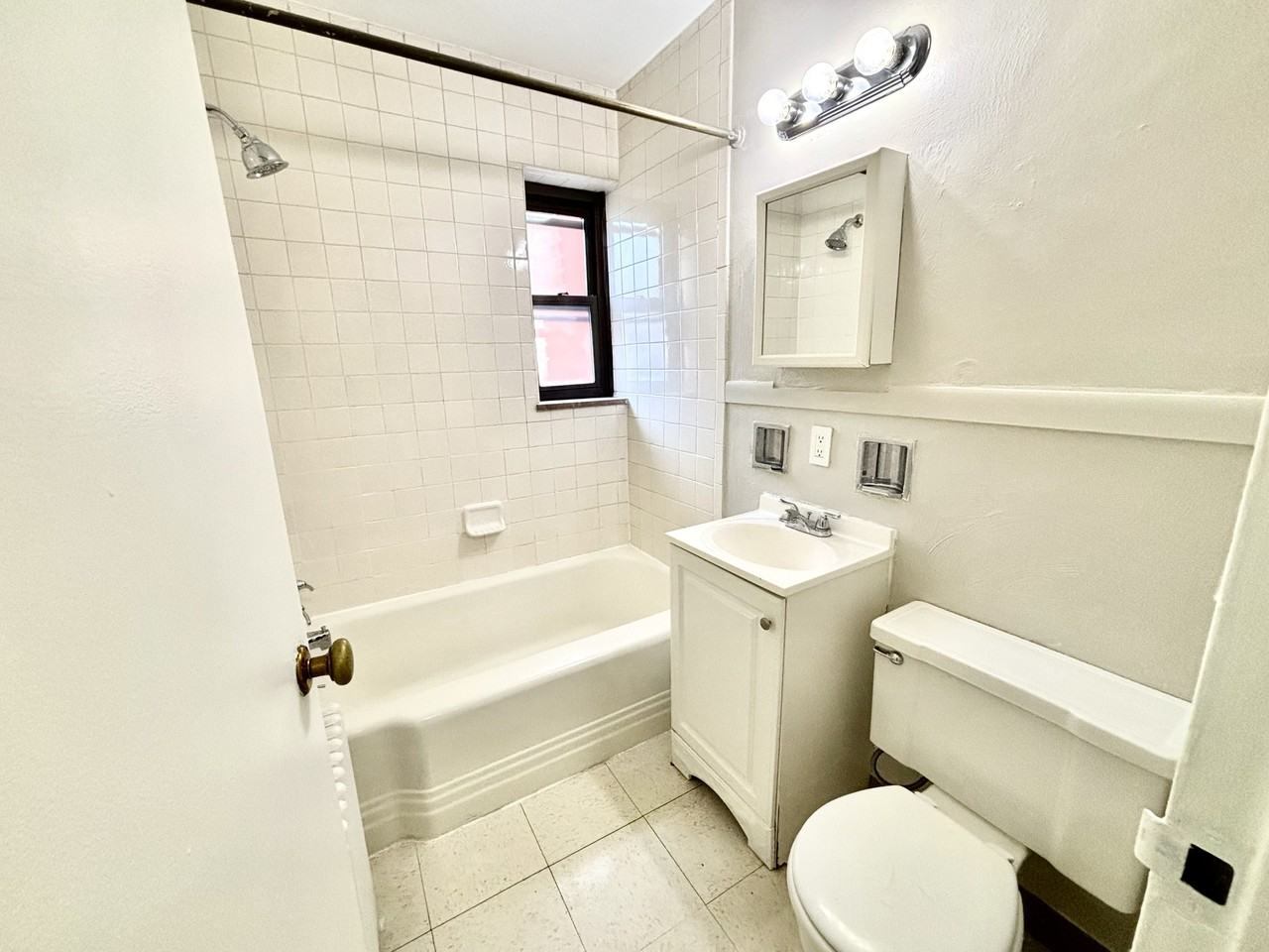 10 PURCHASE PLACEAPT 1B #1B - Photo 6 of 7
