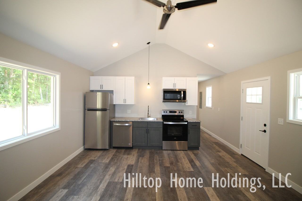 4 Iron Oak Ln #1 - Photo 2 of 8