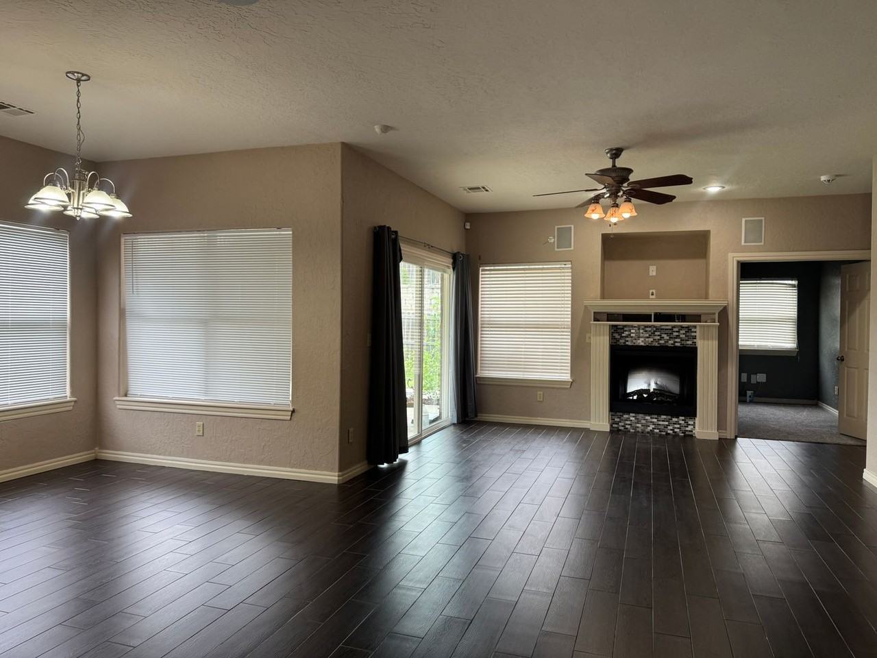 4413 Nw Wolfcreek Blvd - Photo 2 of 16