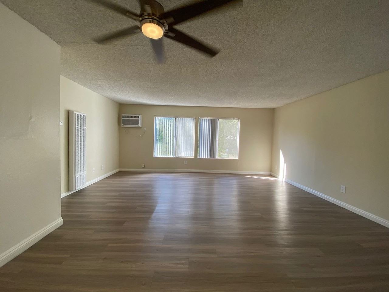 5747 Laurel Canyon Blvd. - Photo 7 of 23