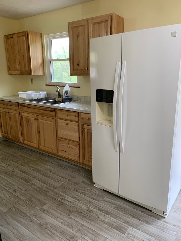 1054 Beverly Hills Dr #1 - Photo 2 of 10