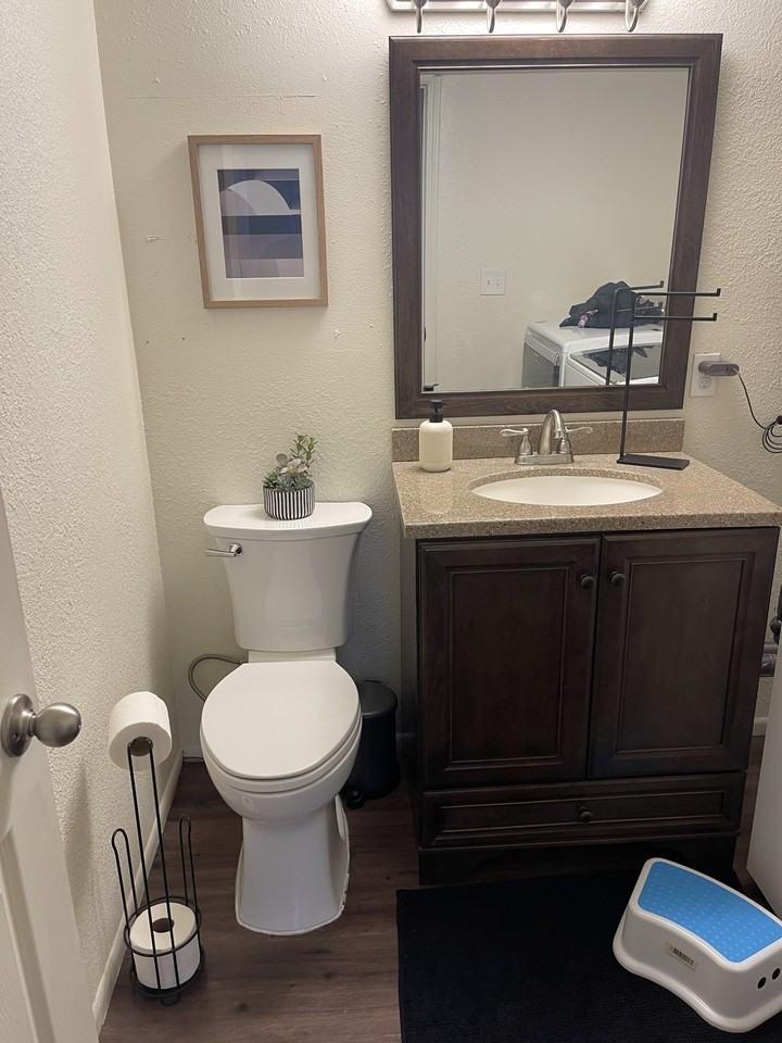 665 E Malibu Dr #1 - Photo 5 of 12
