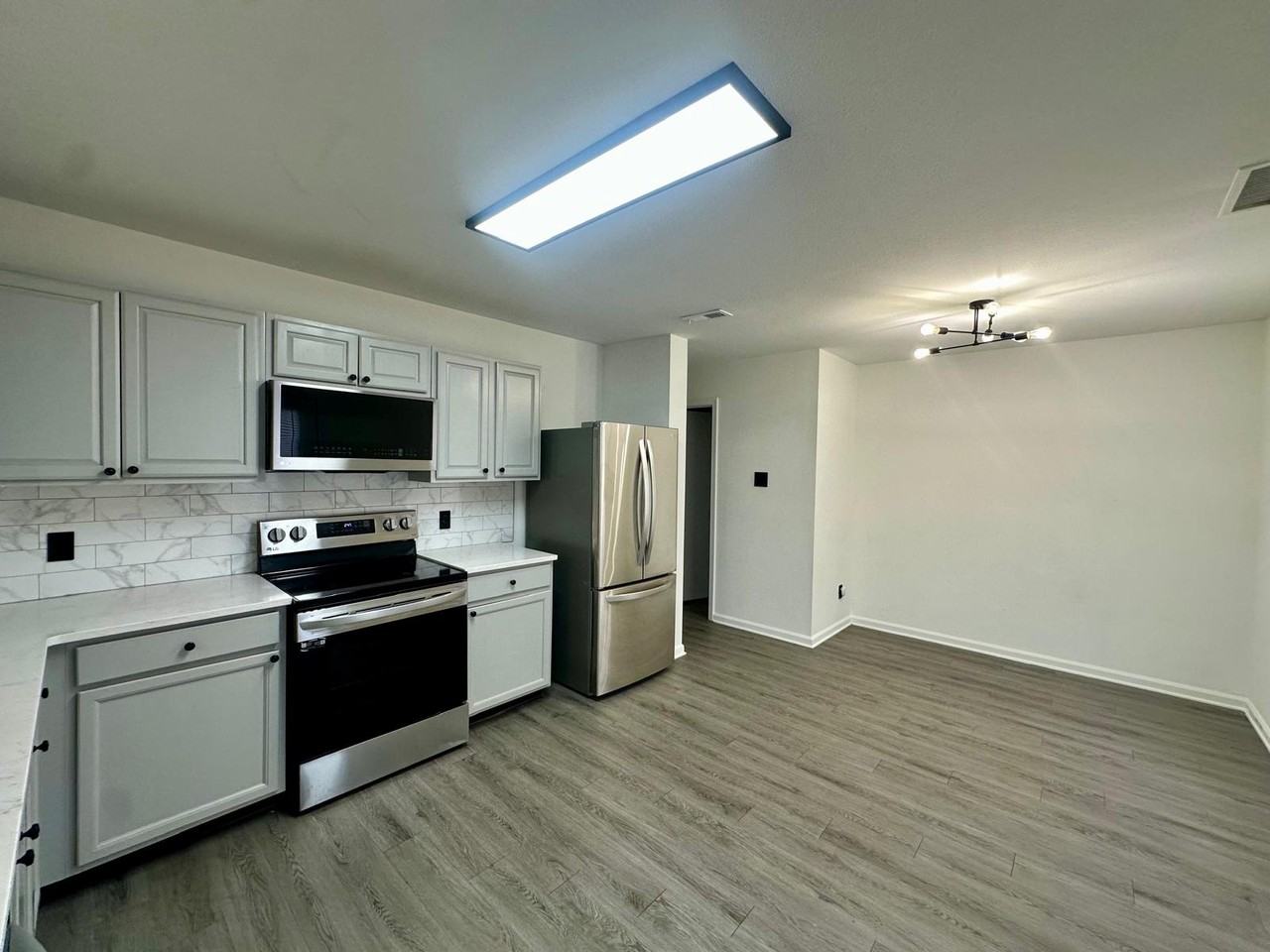 340 Zander Woods Ct #1 - Photo 5 of 19