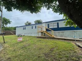 featured image of 127 127 - 147 NE Howard Avenue