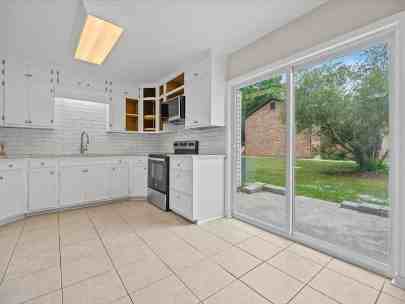731 Coventry LnUnit C #C - Photo 3 of 15