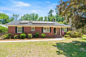 featured image of 726 Wisteria Dr #1