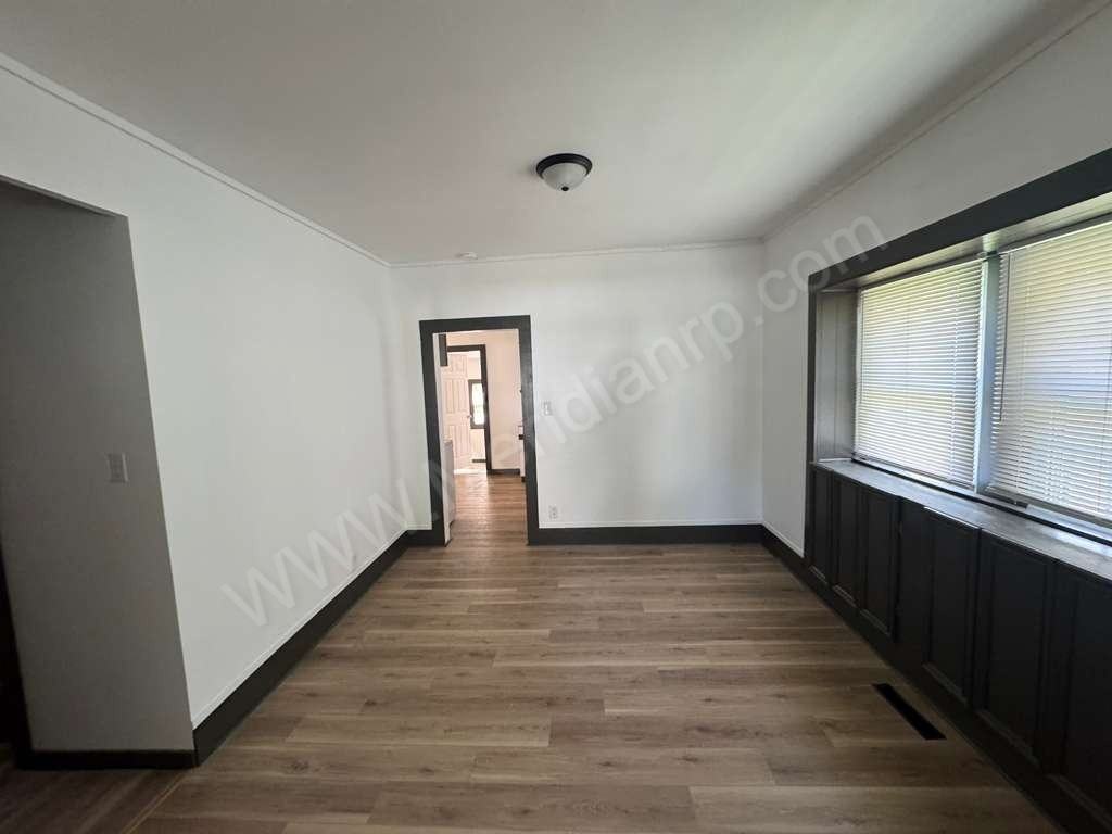 719 S Morgan St #1 - Photo 3 of 10