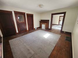 featured image of 635 W 5th St 2nd Fl #2ndFL