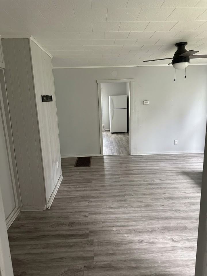 1532 Woodley Ave #1 - Photo 6 of 14