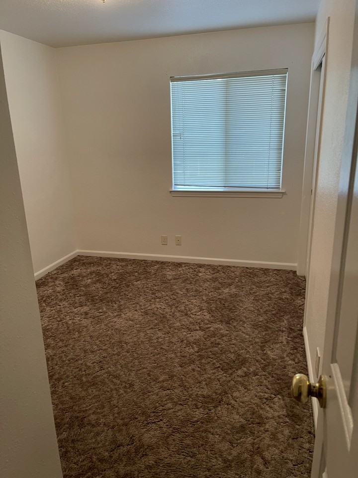 819 Black Walnut Way #1 - Photo 6 of 13