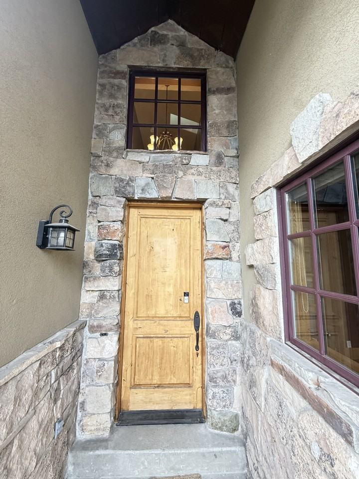 606 E Holly Haven Cir #1 - Photo 3 of 38