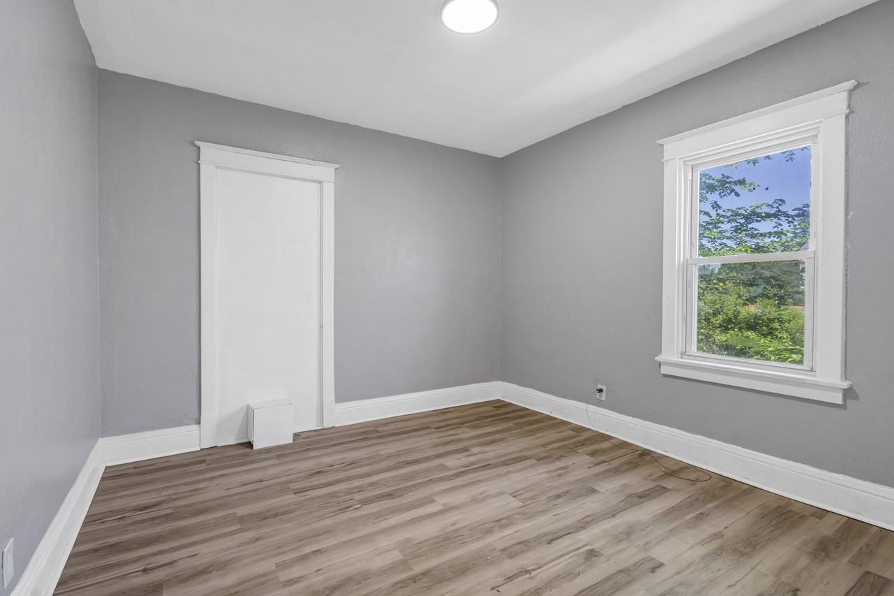 5721 Floy Ave #1 - Photo 7 of 10