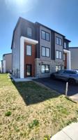 featured image of 85 Colonial Cres #1