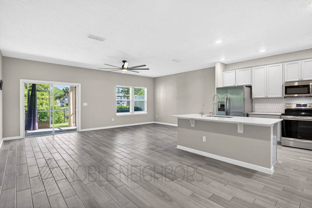 12852 Josslyn Ln #1 - Photo 5 of 11