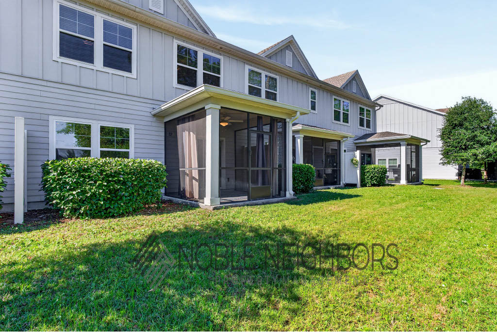 12852 Josslyn Ln #1 - Photo 7 of 11