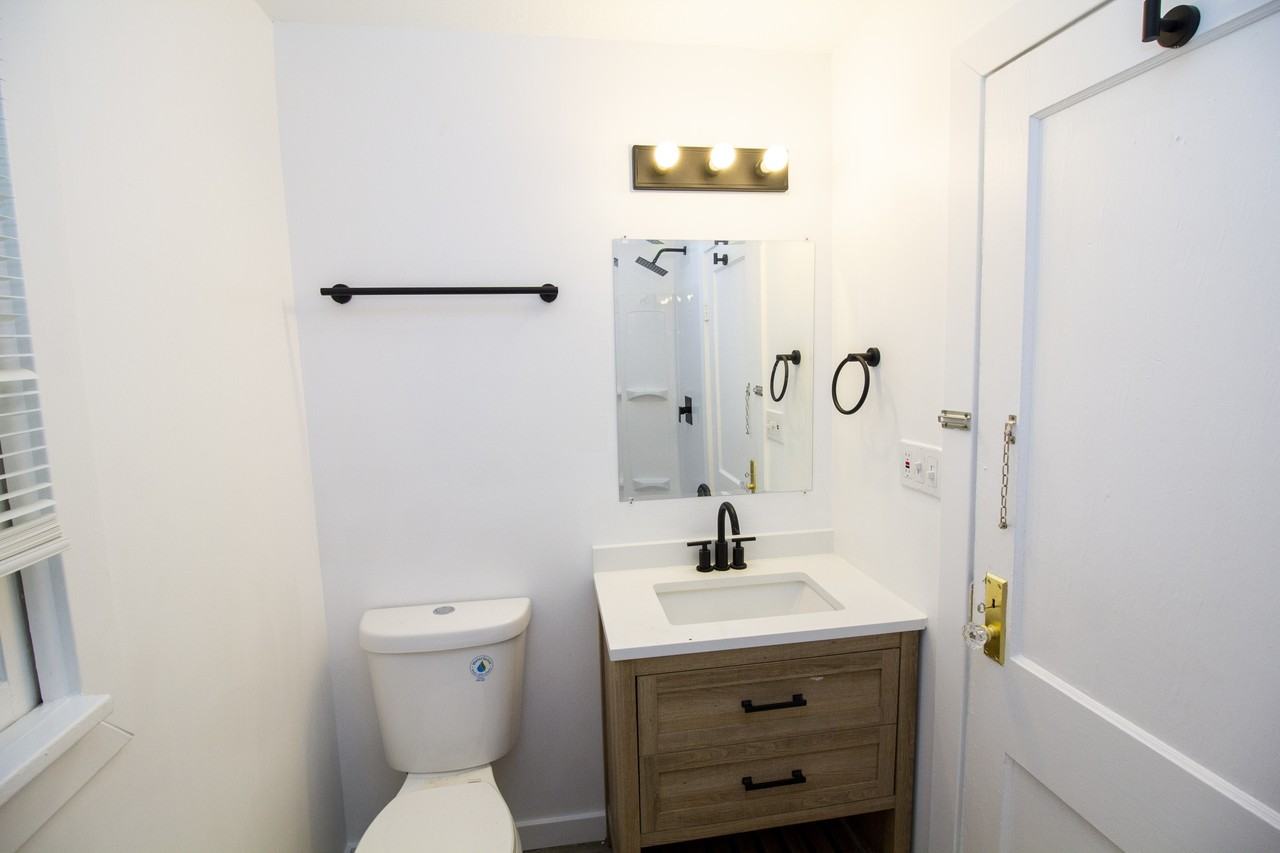 4443 Indiana Ave #1 - Photo 5 of 14