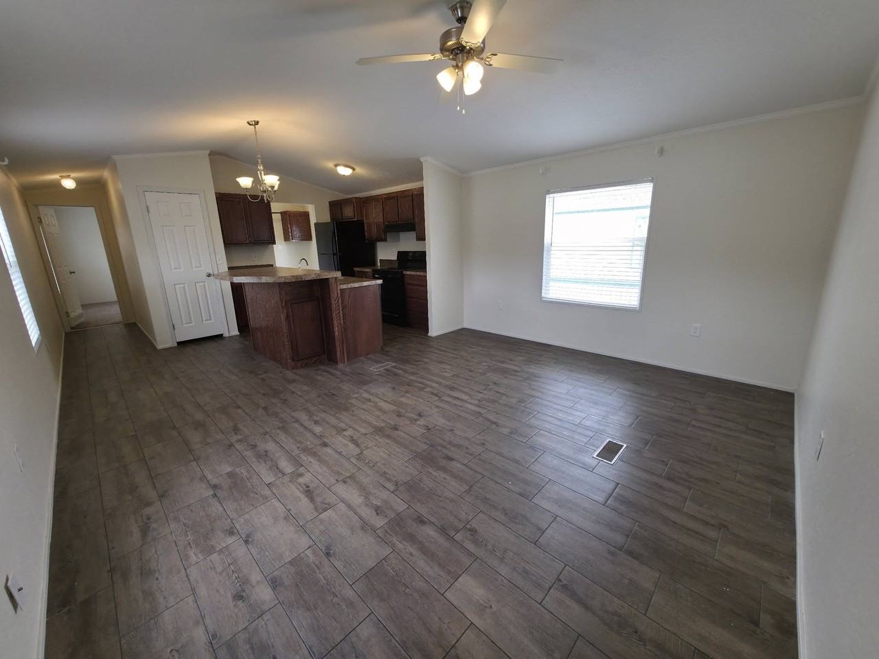 1309 W Plum St #73 - Photo 5 of 27