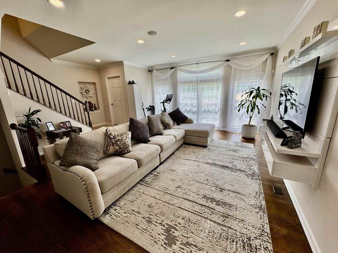 9325 Cumbria Valley Dr #1 - Photo 3 of 39