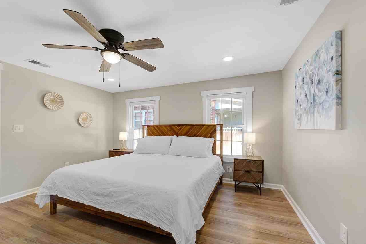 4731 Spruce St #1 - Photo 3 of 33