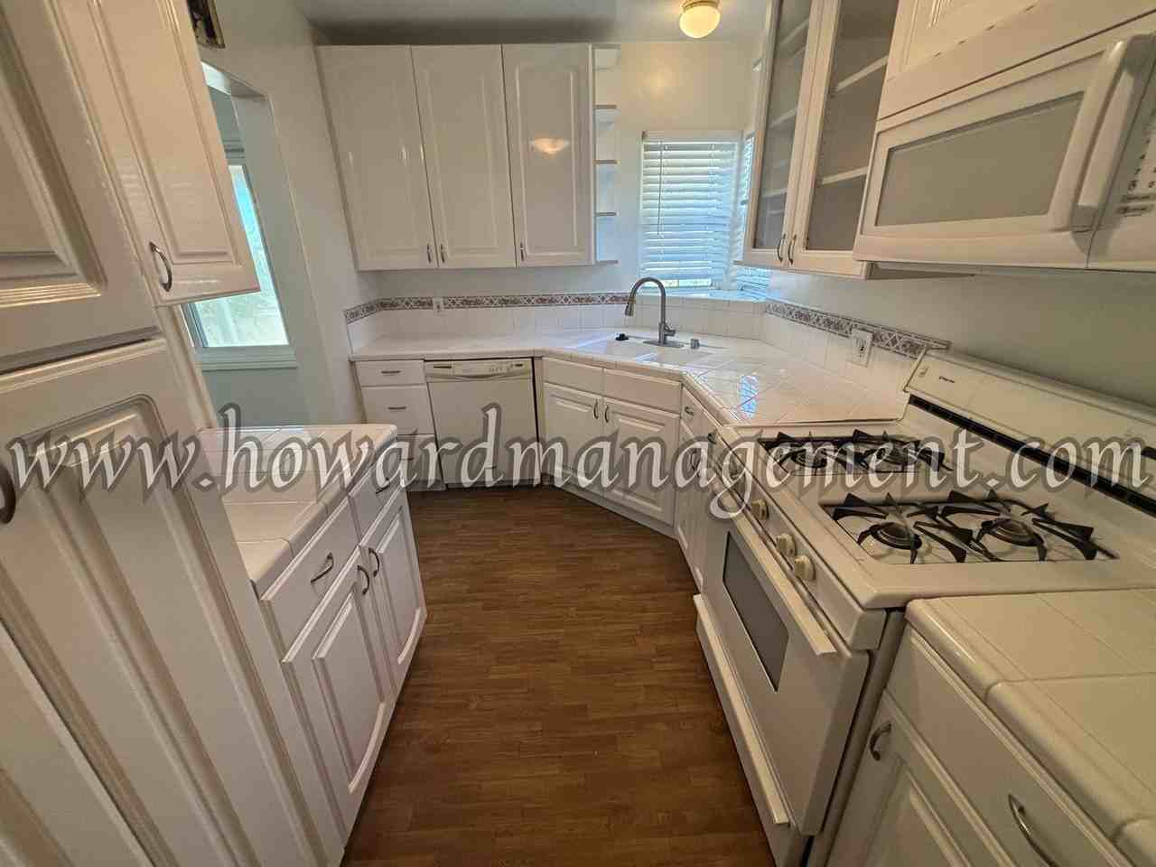 01658CE - Photo 6 of 28