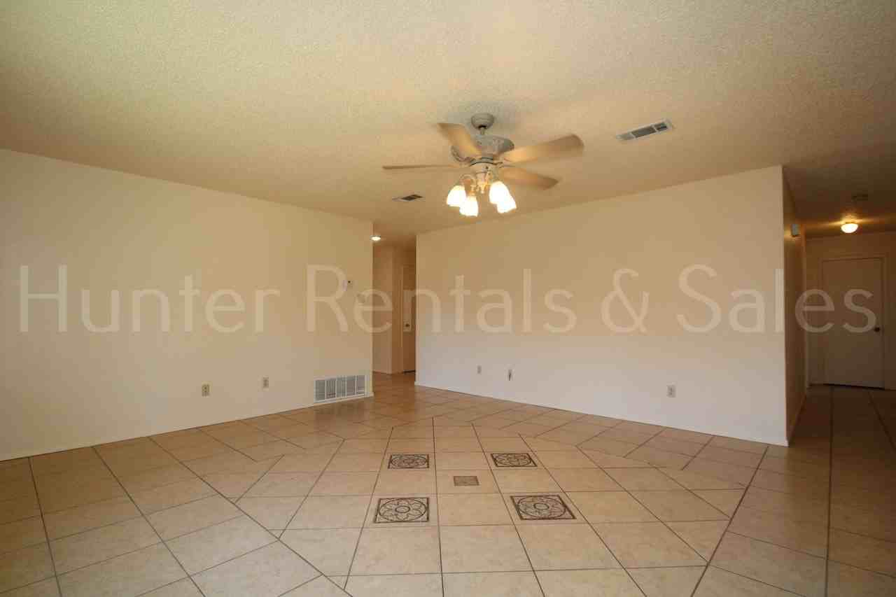 2804 Derby Dr - Photo 7 of 25