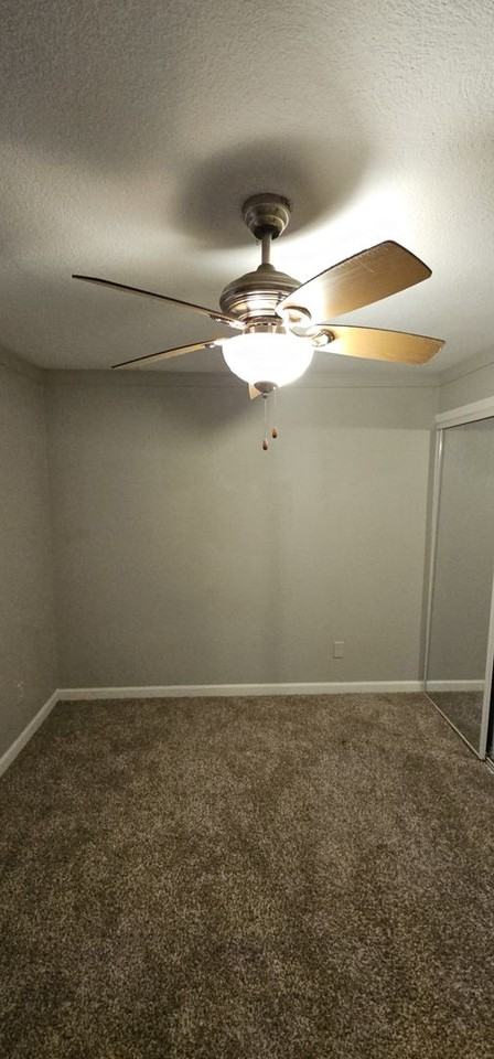 615 W Harper Ave - Photo 5 of 7