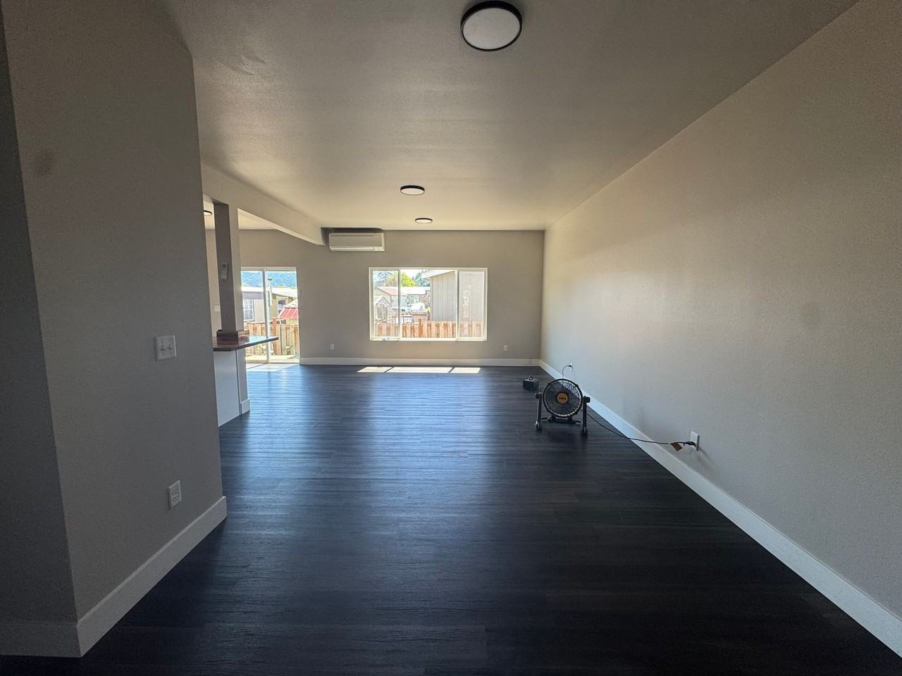 144 Allison Ave - Photo 4 of 27