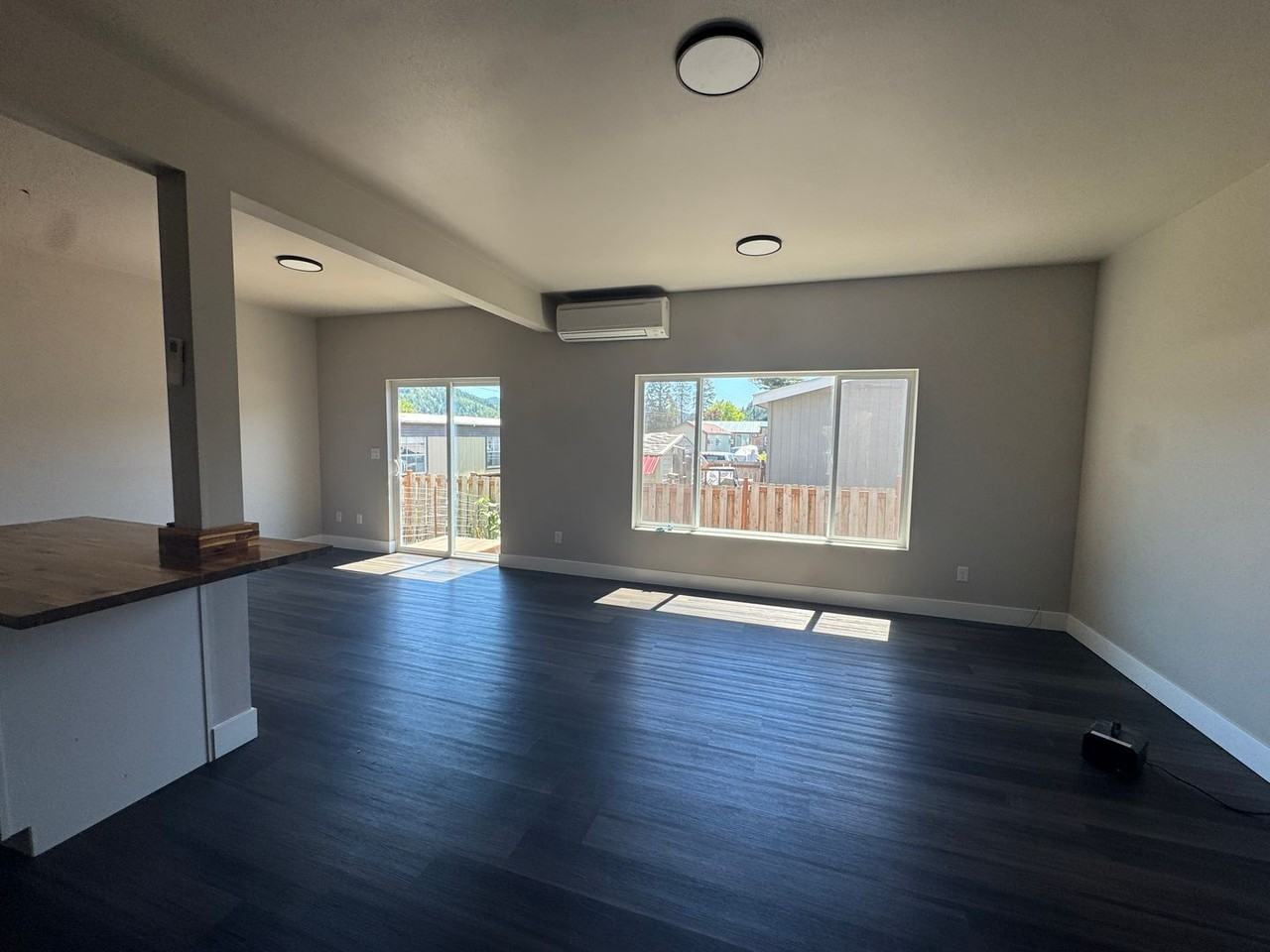 144 Allison Ave - Photo 6 of 27