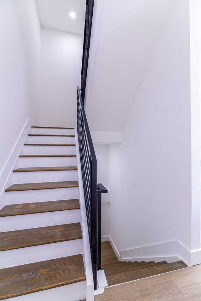 137 E Cumberland St - Photo 2 of 36