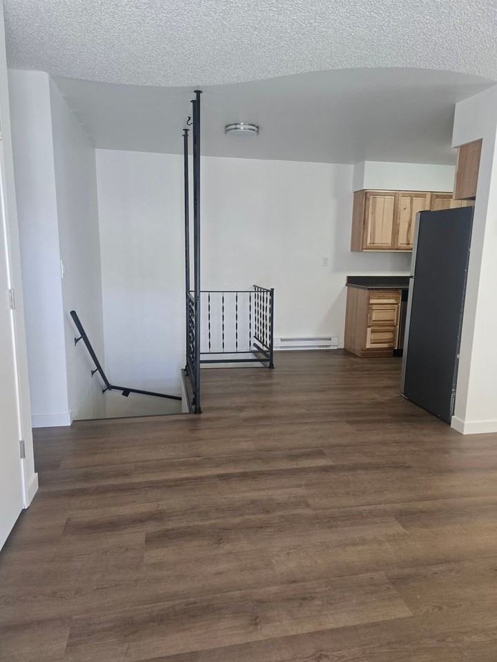 812 812 & 814 St. Francis St. - Photo 3 of 14