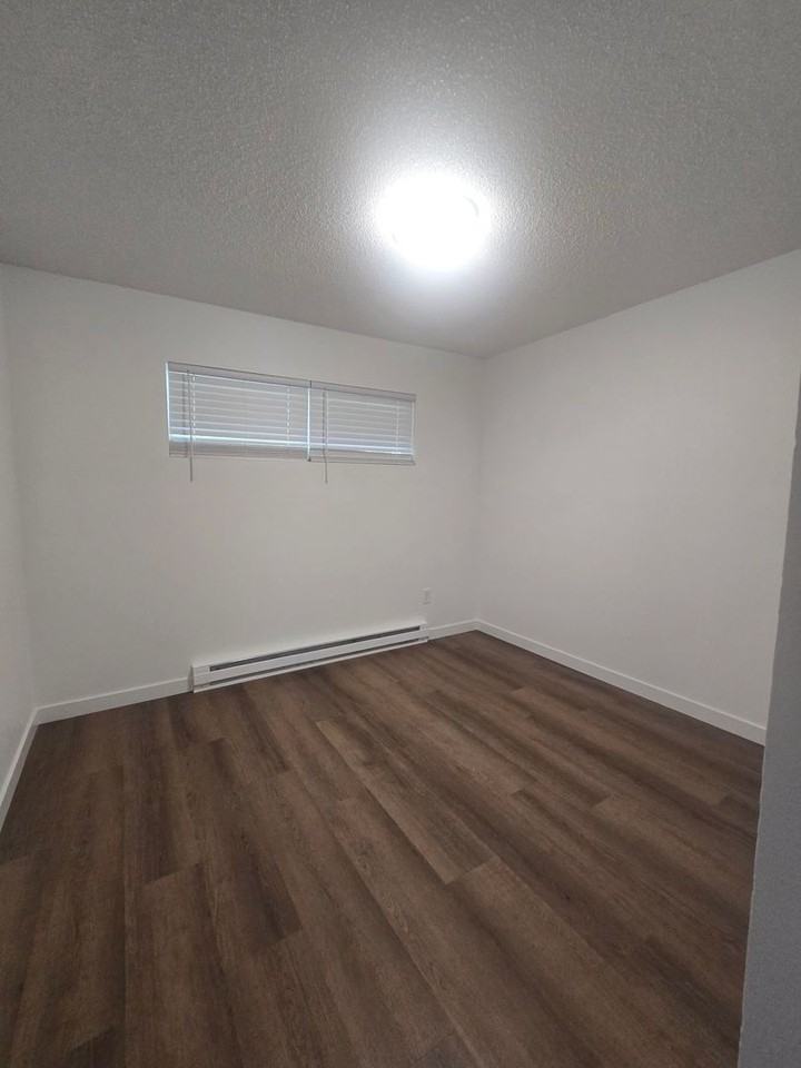 812 812 & 814 St. Francis St. - Photo 6 of 14