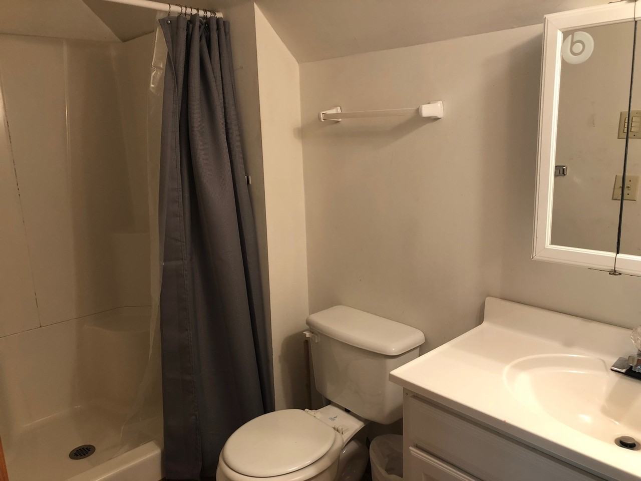 341 341 Yale Rd - Photo 2 of 28