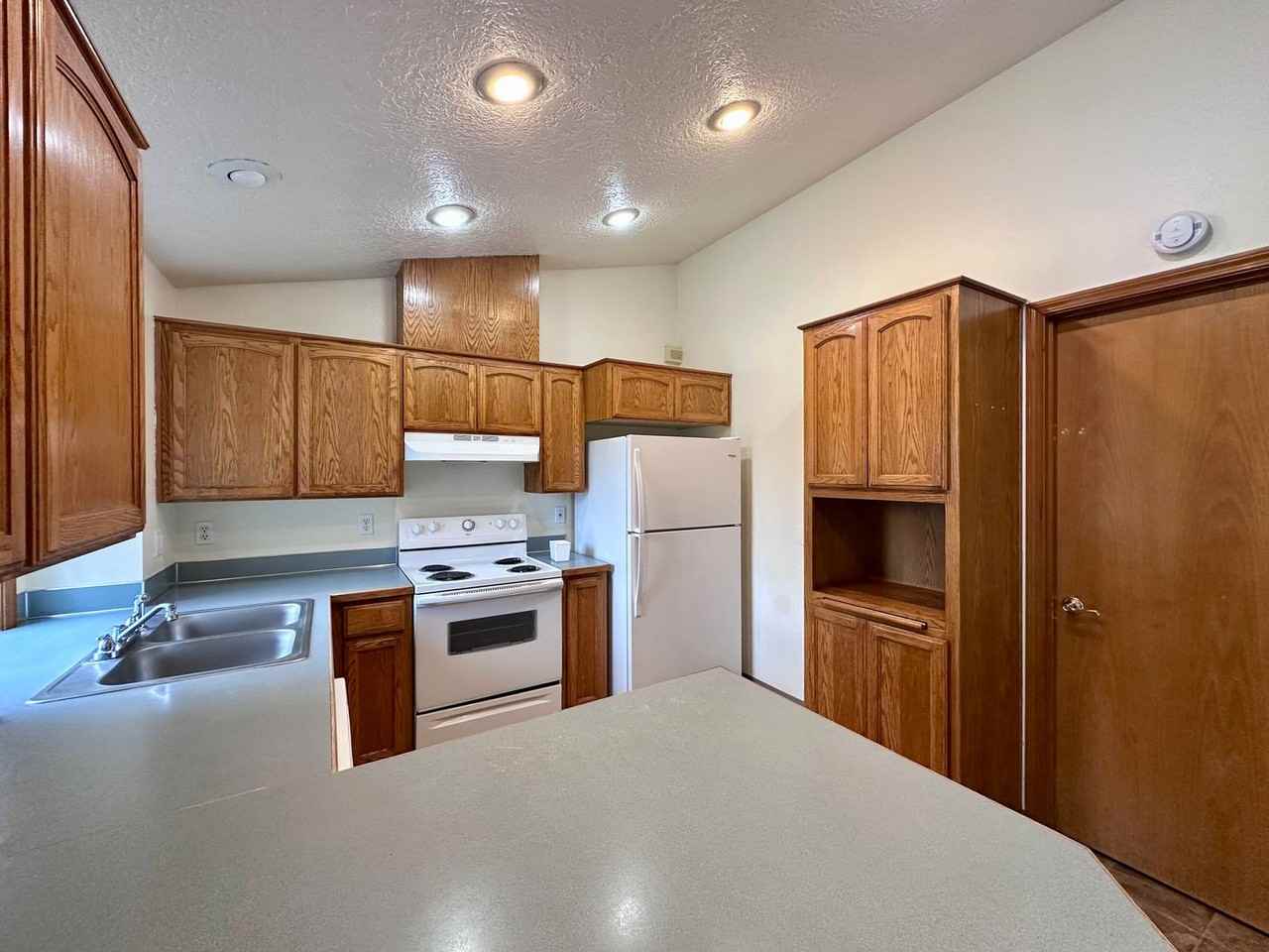 2935 Sw Charity Ct - Photo 4 of 18