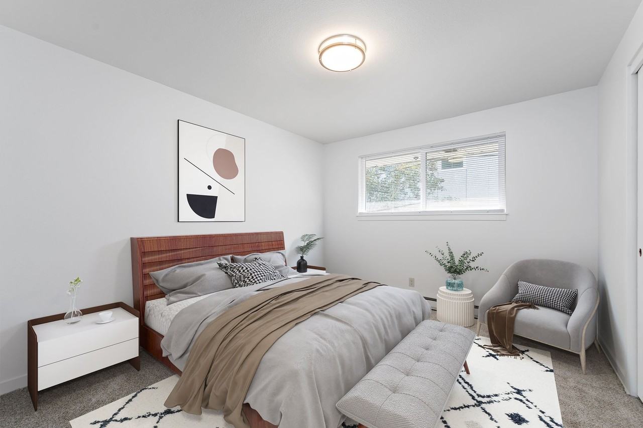Breezy West - Photo 6 of 27