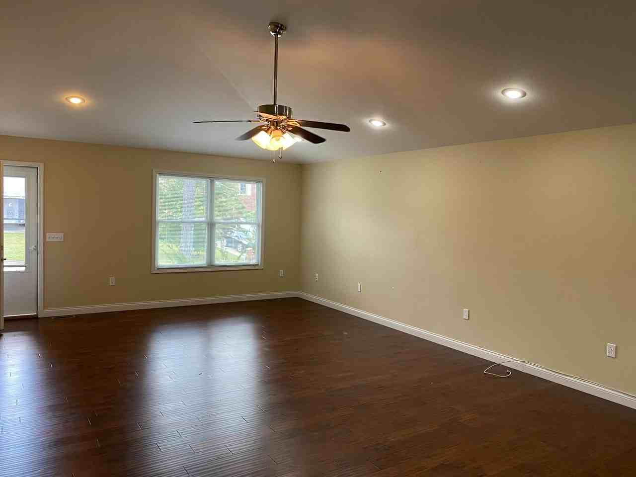 11975 Village Cir - Photo 2 of 21