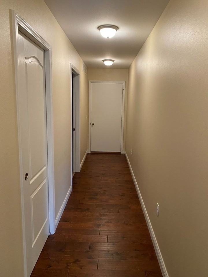 11975 Village Cir - Photo 7 of 21
