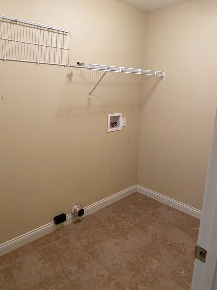 11975 Village Cir - Photo 6 of 21
