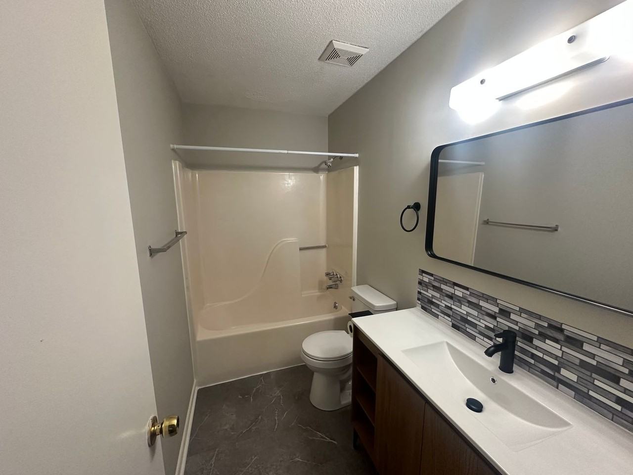 1522 Parkway #F4 - Photo 5 of 11