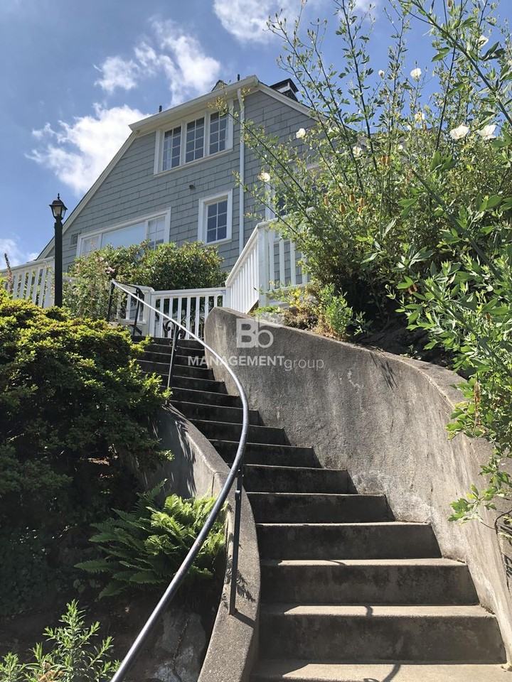 2741 Sw Old Orchard Rd - Photo 3 of 31