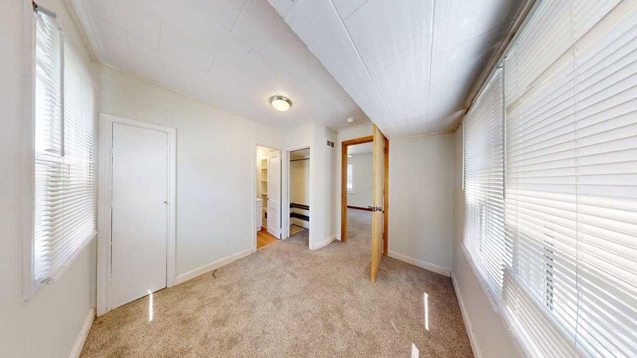 1423 K Ave - Photo 5 of 6