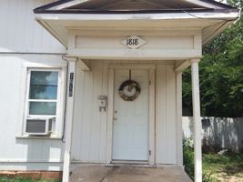 featured image of 1818 S 6th St