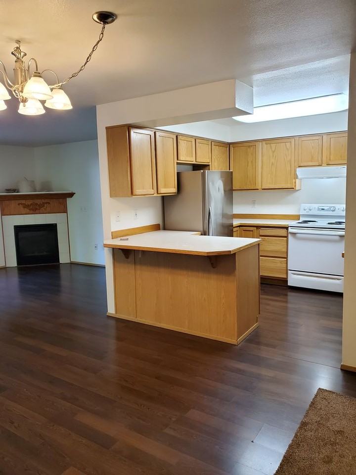 16526 167th St Se - Photo 5 of 18
