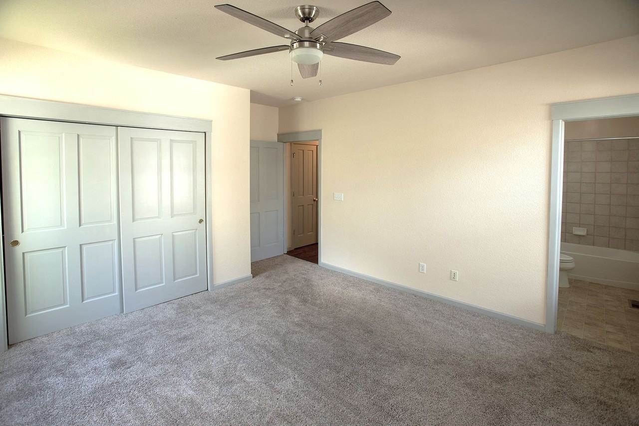 1625 Ames Ct - Photo 7 of 19